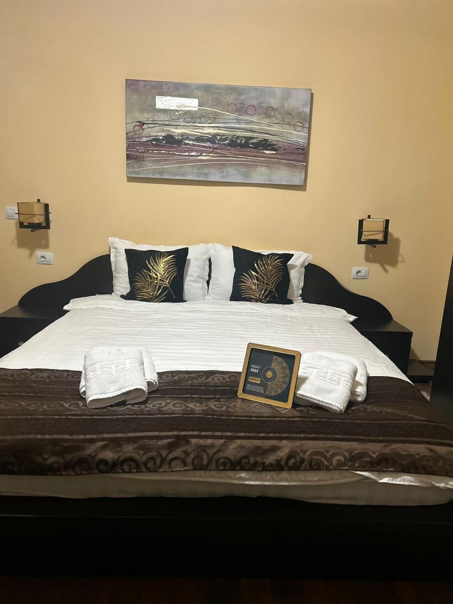 Casa Alex Rasnov Hotel Buitenkant foto