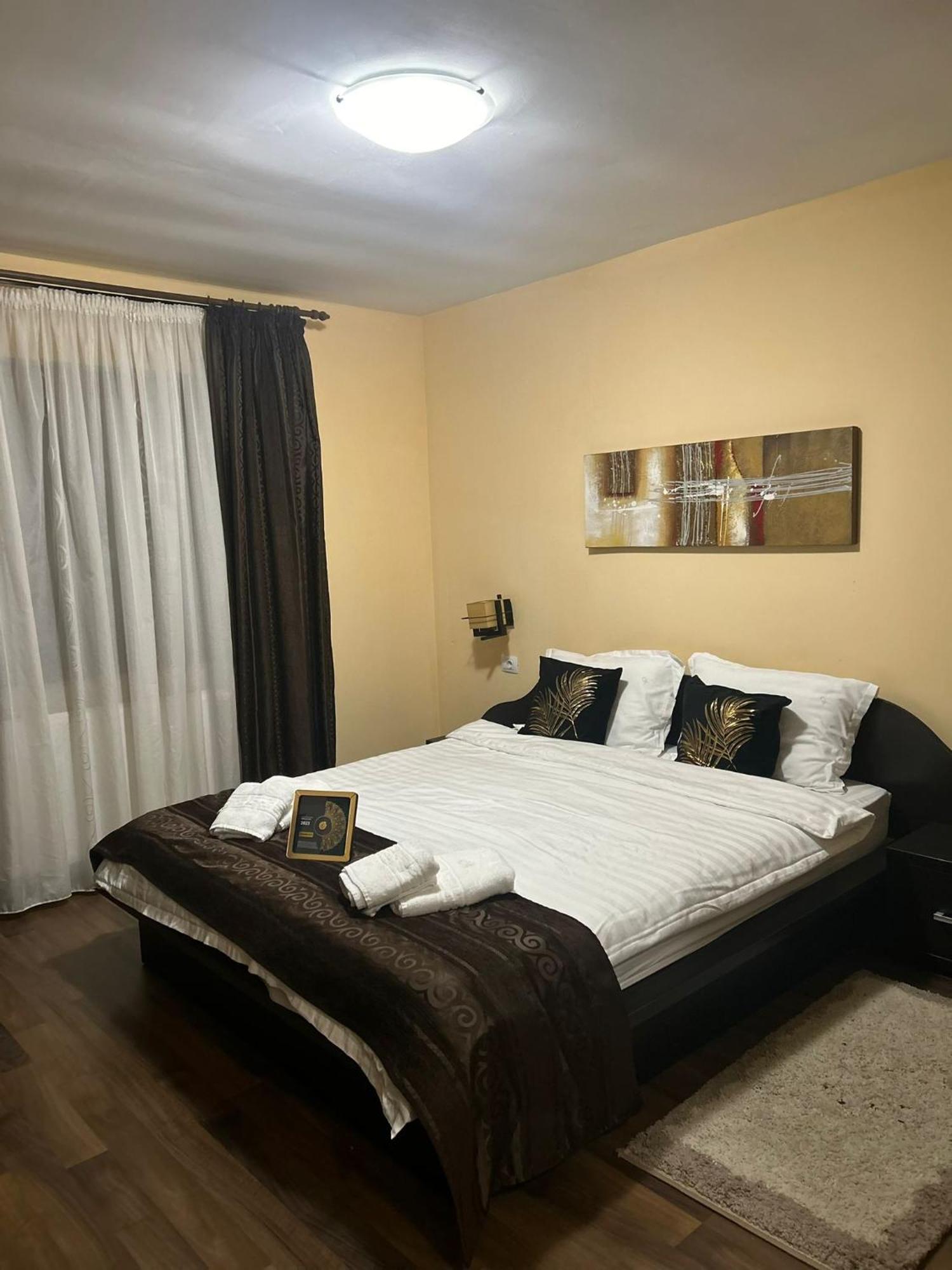 Casa Alex Rasnov Hotel Buitenkant foto